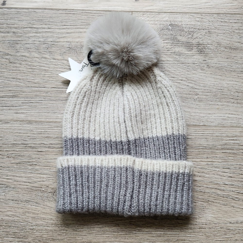 Steve Madden Gray Beanie Pom Hat One Size Nwt - Picture 3 of 6